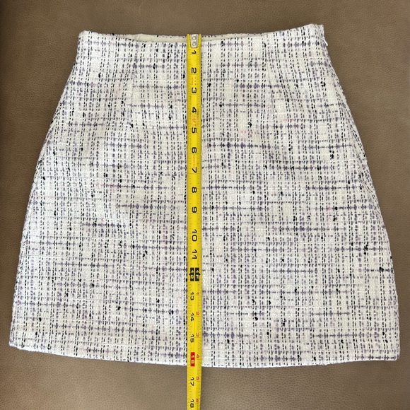 Aritzia Babaton Tweed Skirt - Picture 4 of 6